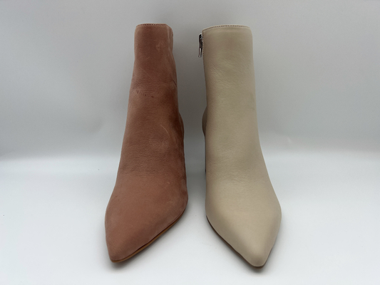 botas aguçados com o zíper do metal YKK, botas de couro genuínas do tornozelo do dedo do pé das mulheres do vestido do nappa macio