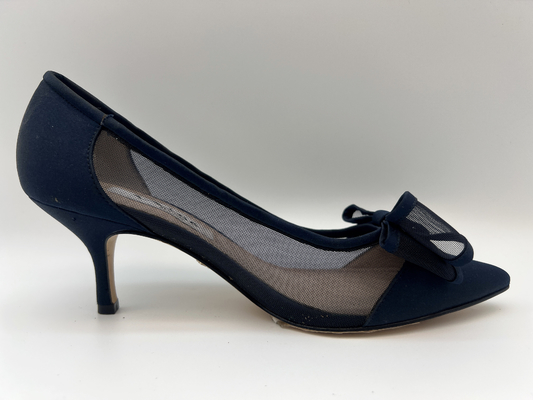 Preto respirável de couro das sapatas de vestido das mulheres do GV apontado fechou Toe Heels With Mesh Butterfly