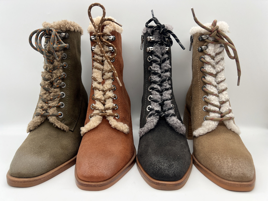 Botas impermeáveis do vestido do inverno do laço-acima do não-deslizamento das mulheres, couro macio da camurça da vaca com forro de alta qualidade do luxuoso