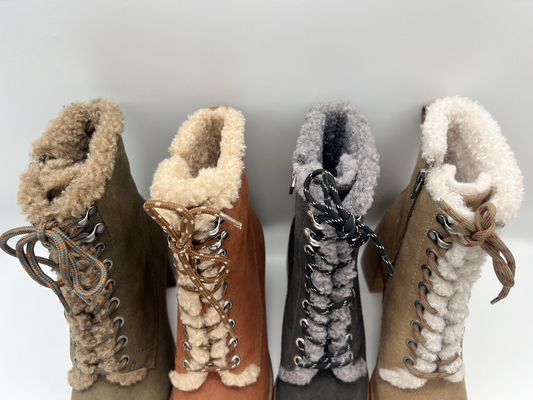 Botas impermeáveis do vestido do inverno do laço-acima do não-deslizamento das mulheres, couro macio da camurça da vaca com forro de alta qualidade do luxuoso
