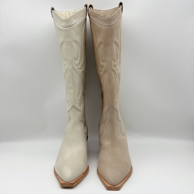 Botas de couro do vestido das mulheres confortáveis impermeáveis fora de branco