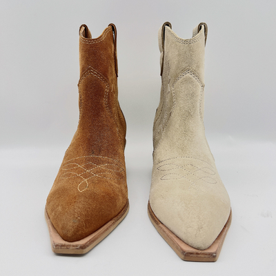 Botas de couro Brown/bege do vestido das mulheres da forma com bordado da flor