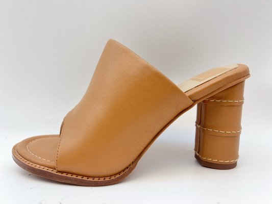 OEM Tan Open Toe Thong Sandals das sapatas de vestido das mulheres de couro da vaca macia