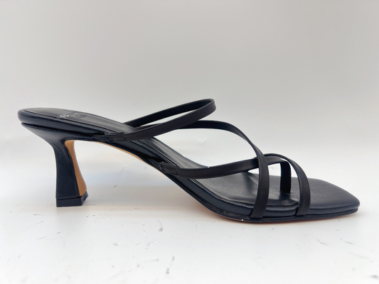 Das mulheres negras macias dos deslizadores de senhoras do verão Toe Low Heel Shoes aberto