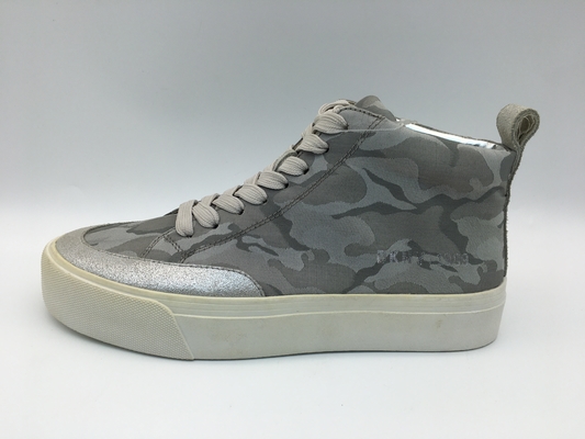Sapatas de basquetebol confortáveis do deslizamento do Lt Grey High Top Sport Shoes das senhoras não
