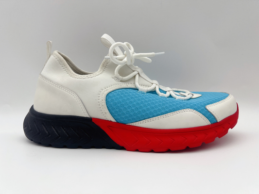 O lazer das mulheres azuis vermelhas calça o plutônio macio de Nappa com uma unidade Outsole de borracha