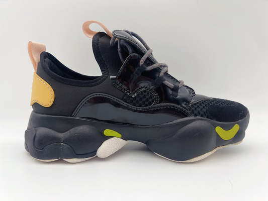 As sapatas de basquetebol superiores altas das senhoras pretas deslizam o ODM/OEM resistentes