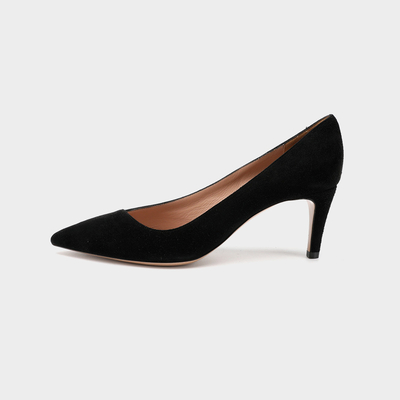 Os saltos finos apontaram Toe Leather Shoes, o deslizamento de 3 mulheres negras da polegada em sapatas de vestido