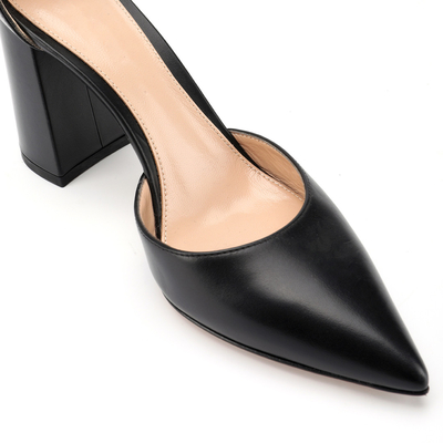 O salto quadrado Tan Ankle Strap Shoes, senhoras da correia do tornozelo de 8cm veste sapatas