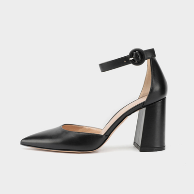 O salto quadrado Tan Ankle Strap Shoes, senhoras da correia do tornozelo de 8cm veste sapatas