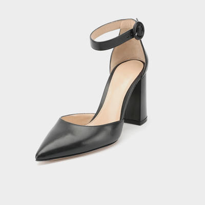 O salto quadrado Tan Ankle Strap Shoes, senhoras da correia do tornozelo de 8cm veste sapatas