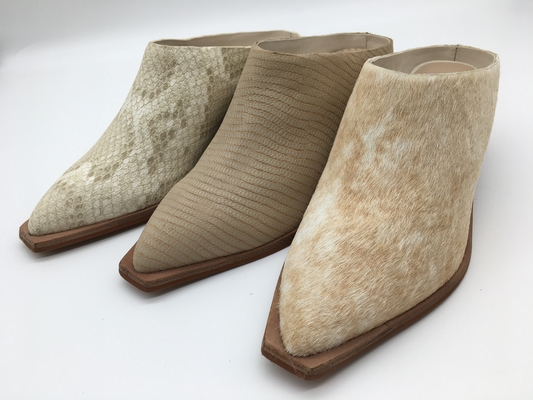Sapatas de vestido de couro Toe Pointed Toe Brown fechado das mulheres do OEM ROHS