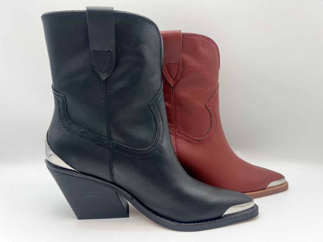 Botas de couro do vestido das mulheres fechados do projeto do metal do dedo do pé, botas de couro genuínas do tornozelo do nappa macio, salto do Abs com outsole de borracha