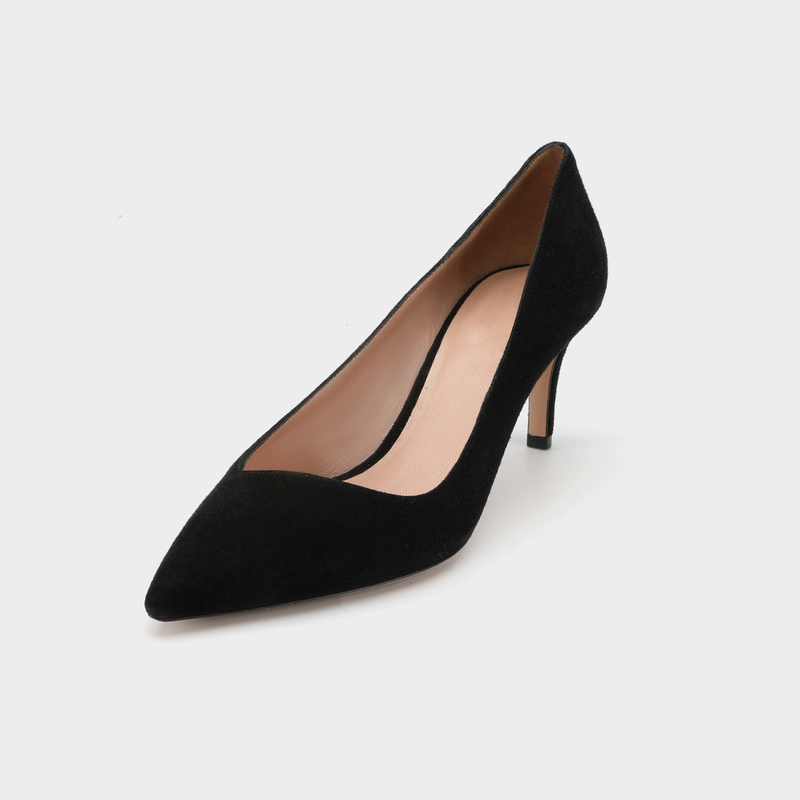 Os saltos finos apontaram Toe Leather Shoes, o deslizamento de 3 mulheres negras da polegada em sapatas de vestido